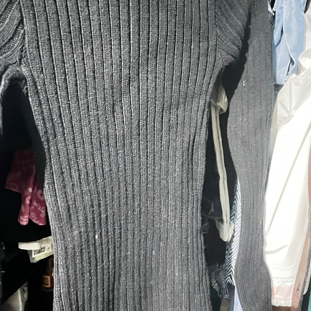 Casual/Formal black bodycon dress.